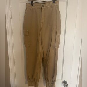 Women’s Abercrombie cargo Jogger